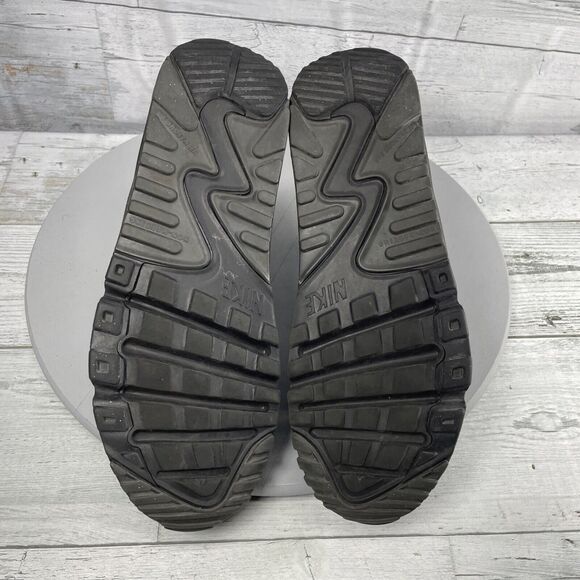 Nike Air Max 90 GS Black Volt Leather GS Boys/Mens sz 7 Women’s 8  833412-032 - Picture 11 of 11